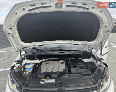 Білий Фольксваген Туран, об'ємом двигуна 1.6 л та пробігом 264 тис. км за 9650 $, фото 26 на Automoto.ua