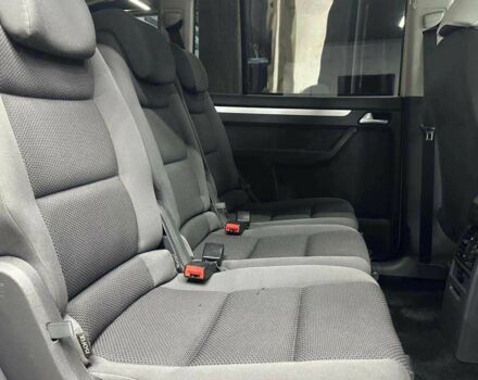 Белый Фольксваген Туран, объемом двигателя 1.6 л и пробегом 188 тыс. км за 12500 $, фото 19 на Automoto.ua