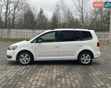 Білий Фольксваген Туран, об'ємом двигуна 2 л та пробігом 251 тис. км за 12300 $, фото 8 на Automoto.ua