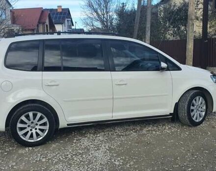 Білий Фольксваген Туран, об'ємом двигуна 1.6 л та пробігом 270 тис. км за 9450 $, фото 3 на Automoto.ua