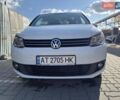 Білий Фольксваген Туран, об'ємом двигуна 1.6 л та пробігом 203 тис. км за 11500 $, фото 1 на Automoto.ua