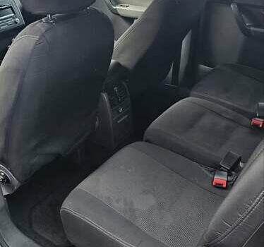 Белый Фольксваген Туран, объемом двигателя 1.6 л и пробегом 269 тыс. км за 8600 $, фото 9 на Automoto.ua