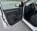 Білий Фольксваген Туран, об'ємом двигуна 1.6 л та пробігом 320 тис. км за 8028 $, фото 14 на Automoto.ua