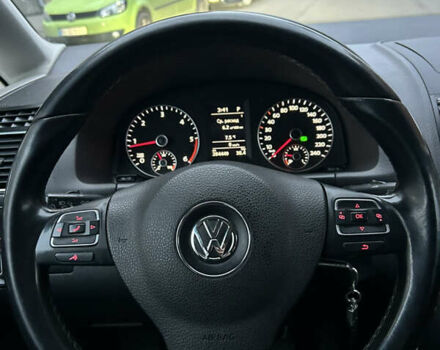 Белый Фольксваген Туран, объемом двигателя 1.6 л и пробегом 284 тыс. км за 9350 $, фото 15 на Automoto.ua