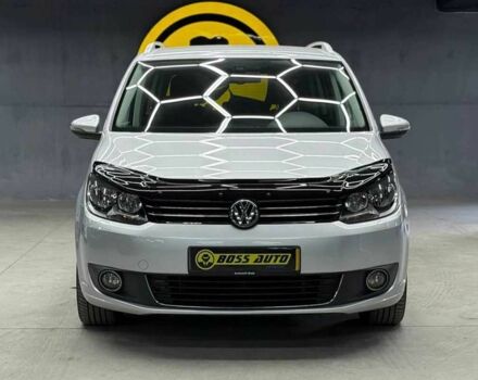 Белый Фольксваген Туран, объемом двигателя 2 л и пробегом 241 тыс. км за 12300 $, фото 1 на Automoto.ua