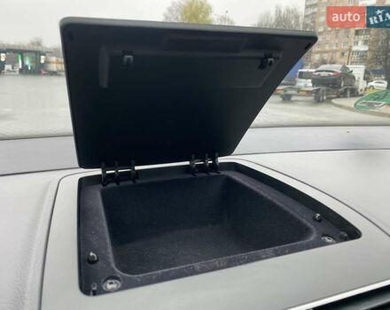 Білий Фольксваген Туран, об'ємом двигуна 1.6 л та пробігом 249 тис. км за 9100 $, фото 45 на Automoto.ua