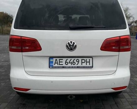 Белый Фольксваген Туран, объемом двигателя 2 л и пробегом 351 тыс. км за 10000 $, фото 3 на Automoto.ua