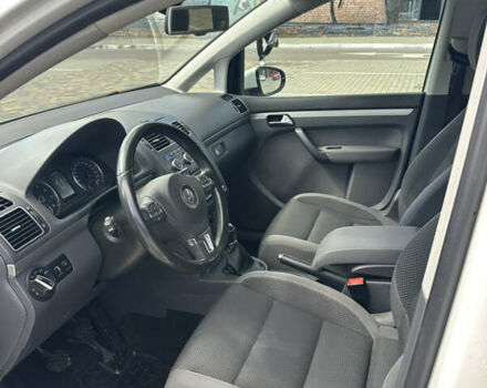 Белый Фольксваген Туран, объемом двигателя 1.39 л и пробегом 147 тыс. км за 9250 $, фото 8 на Automoto.ua