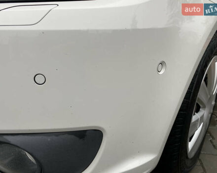 Білий Фольксваген Туран, об'ємом двигуна 1.6 л та пробігом 249 тис. км за 9100 $, фото 9 на Automoto.ua