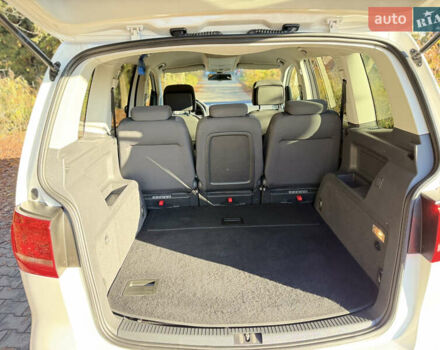 Белый Фольксваген Туран, объемом двигателя 1.4 л и пробегом 161 тыс. км за 11900 $, фото 28 на Automoto.ua