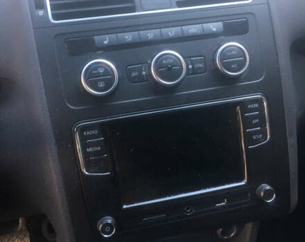 Белый Фольксваген Туран, объемом двигателя 1.39 л и пробегом 159 тыс. км за 10999 $, фото 8 на Automoto.ua