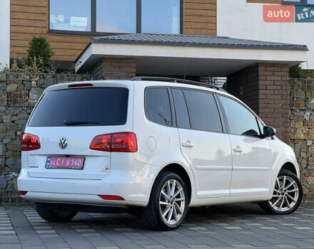 Белый Фольксваген Туран, объемом двигателя 1.4 л и пробегом 130 тыс. км за 9000 $, фото 17 на Automoto.ua