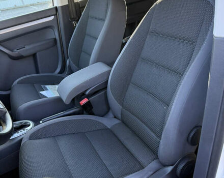 Белый Фольксваген Туран, объемом двигателя 1.4 л и пробегом 161 тыс. км за 11900 $, фото 21 на Automoto.ua