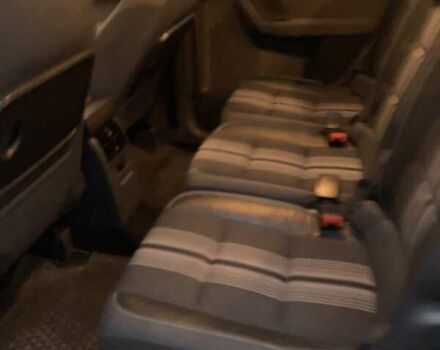 Белый Фольксваген Туран, объемом двигателя 2 л и пробегом 351 тыс. км за 10000 $, фото 7 на Automoto.ua