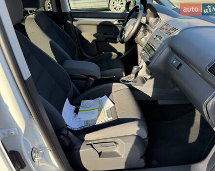 Белый Фольксваген Туран, объемом двигателя 1.4 л и пробегом 161 тыс. км за 11900 $, фото 23 на Automoto.ua