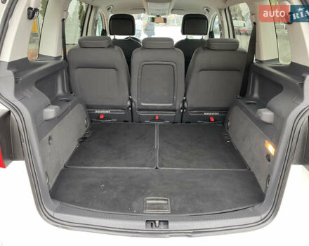 Білий Фольксваген Туран, об'ємом двигуна 1.6 л та пробігом 249 тис. км за 9100 $, фото 32 на Automoto.ua