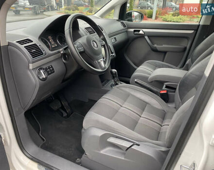 Білий Фольксваген Туран, об'ємом двигуна 1.6 л та пробігом 249 тис. км за 9100 $, фото 19 на Automoto.ua