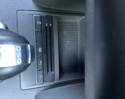 Белый Фольксваген Туран, объемом двигателя 1.4 л и пробегом 209 тыс. км за 9750 $, фото 14 на Automoto.ua