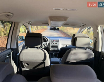 Белый Фольксваген Туран, объемом двигателя 1.4 л и пробегом 161 тыс. км за 11900 $, фото 29 на Automoto.ua