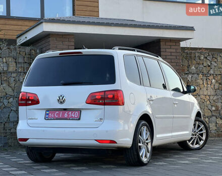Белый Фольксваген Туран, объемом двигателя 1.4 л и пробегом 130 тыс. км за 9000 $, фото 15 на Automoto.ua