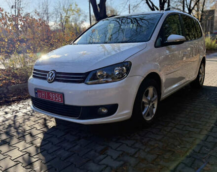 Белый Фольксваген Туран, объемом двигателя 1.4 л и пробегом 161 тыс. км за 11900 $, фото 2 на Automoto.ua