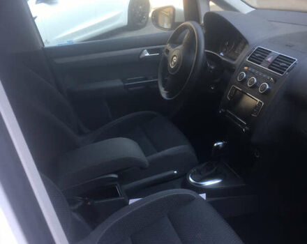 Белый Фольксваген Туран, объемом двигателя 1.39 л и пробегом 159 тыс. км за 10999 $, фото 9 на Automoto.ua