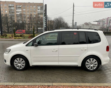 Білий Фольксваген Туран, об'ємом двигуна 1.6 л та пробігом 249 тис. км за 9100 $, фото 2 на Automoto.ua