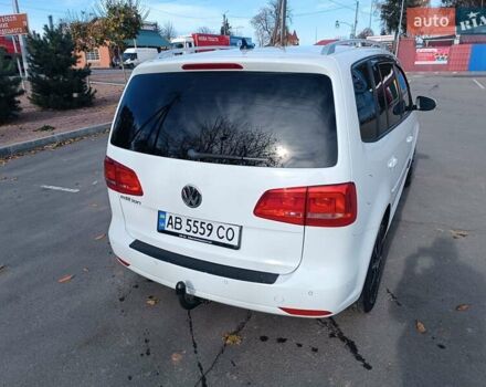 Білий Фольксваген Туран, об'ємом двигуна 2 л та пробігом 226 тис. км за 14000 $, фото 22 на Automoto.ua