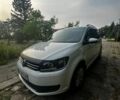 Белый Фольксваген Туран, объемом двигателя 1.6 л и пробегом 267 тыс. км за 9999 $, фото 1 на Automoto.ua