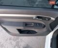 Білий Фольксваген Туран, об'ємом двигуна 2 л та пробігом 226 тис. км за 14000 $, фото 26 на Automoto.ua