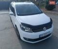 Білий Фольксваген Туран, об'ємом двигуна 2 л та пробігом 226 тис. км за 14000 $, фото 15 на Automoto.ua