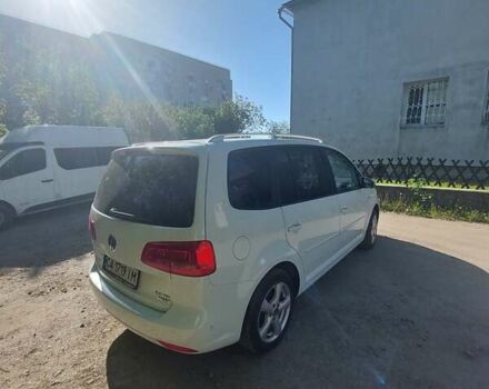 Белый Фольксваген Туран, объемом двигателя 1.97 л и пробегом 298 тыс. км за 12500 $, фото 8 на Automoto.ua