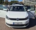 Белый Фольксваген Туран, объемом двигателя 1.97 л и пробегом 225 тыс. км за 12800 $, фото 1 на Automoto.ua
