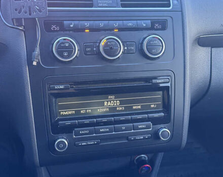 Білий Фольксваген Туран, об'ємом двигуна 1.97 л та пробігом 194 тис. км за 12000 $, фото 34 на Automoto.ua