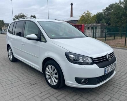 Белый Фольксваген Туран, объемом двигателя 2 л и пробегом 240 тыс. км за 13500 $, фото 2 на Automoto.ua