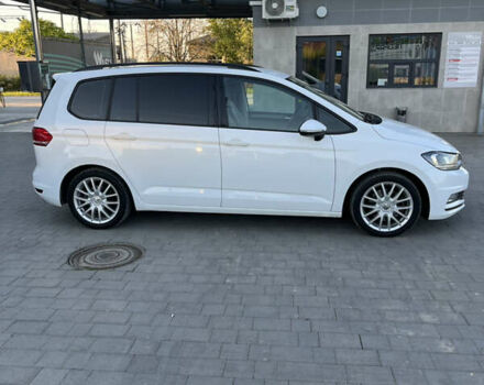 Белый Фольксваген Туран, объемом двигателя 1.97 л и пробегом 268 тыс. км за 14300 $, фото 12 на Automoto.ua