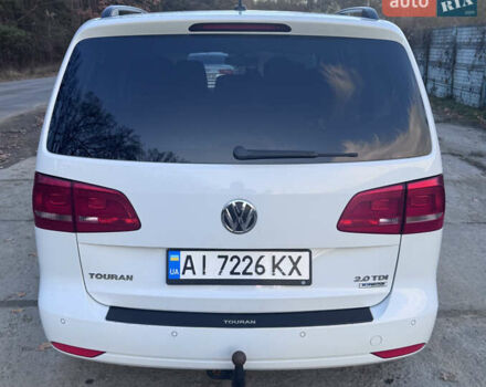 Білий Фольксваген Туран, об'ємом двигуна 1.97 л та пробігом 194 тис. км за 12000 $, фото 5 на Automoto.ua