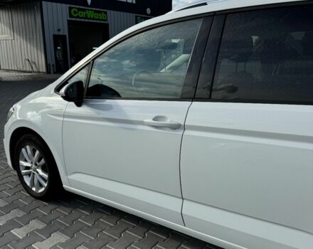 Белый Фольксваген Туран, объемом двигателя 2 л и пробегом 310 тыс. км за 14200 $, фото 3 на Automoto.ua