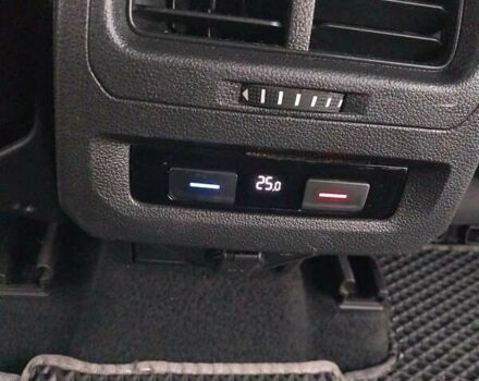 Белый Фольксваген Туран, объемом двигателя 1.97 л и пробегом 313 тыс. км за 13999 $, фото 45 на Automoto.ua