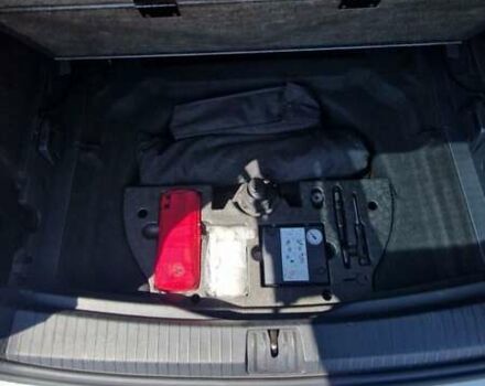 Белый Фольксваген Туран, объемом двигателя 1.97 л и пробегом 240 тыс. км за 16300 $, фото 11 на Automoto.ua