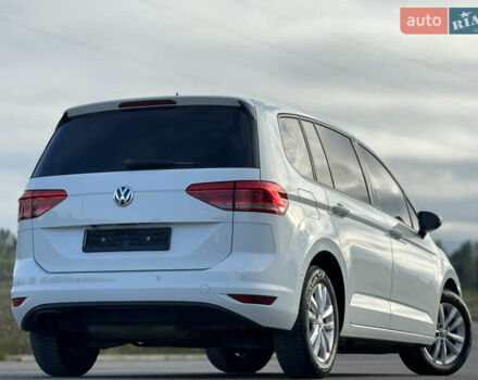 Белый Фольксваген Туран, объемом двигателя 1.97 л и пробегом 199 тыс. км за 15800 $, фото 24 на Automoto.ua
