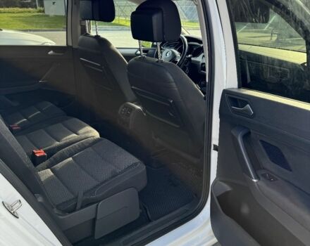 Белый Фольксваген Туран, объемом двигателя 2 л и пробегом 310 тыс. км за 14200 $, фото 9 на Automoto.ua