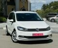 Білий Фольксваген Туран, об'ємом двигуна 2 л та пробігом 220 тис. км за 15500 $, фото 2 на Automoto.ua