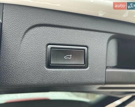 Белый Фольксваген Туран, объемом двигателя 1.4 л и пробегом 159 тыс. км за 15700 $, фото 35 на Automoto.ua