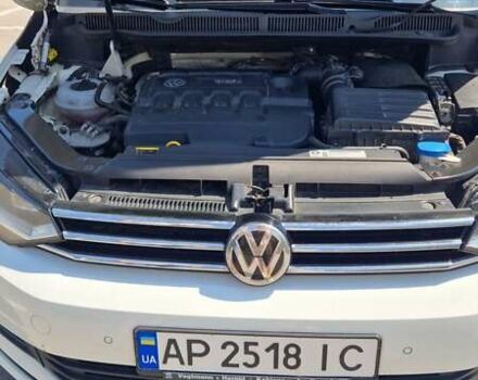 Белый Фольксваген Туран, объемом двигателя 1.97 л и пробегом 240 тыс. км за 16300 $, фото 43 на Automoto.ua