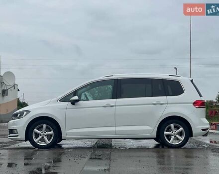 Белый Фольксваген Туран, объемом двигателя 1.4 л и пробегом 159 тыс. км за 15700 $, фото 7 на Automoto.ua