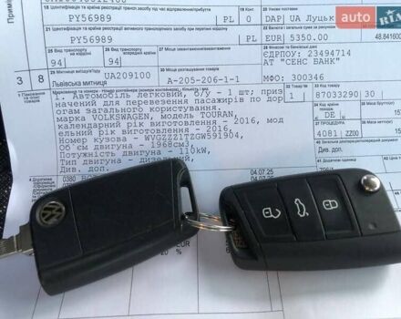 Білий Фольксваген Туран, об'ємом двигуна 2 л та пробігом 264 тис. км за 14850 $, фото 41 на Automoto.ua