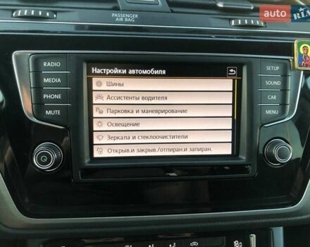 Білий Фольксваген Туран, об'ємом двигуна 2 л та пробігом 264 тис. км за 14850 $, фото 28 на Automoto.ua