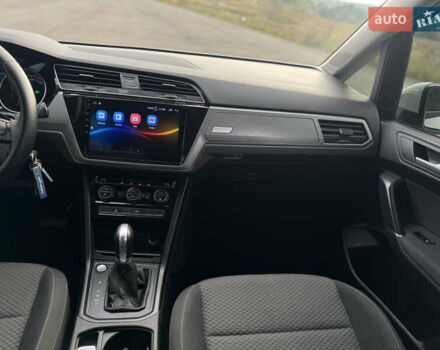 Белый Фольксваген Туран, объемом двигателя 1.97 л и пробегом 199 тыс. км за 15800 $, фото 57 на Automoto.ua