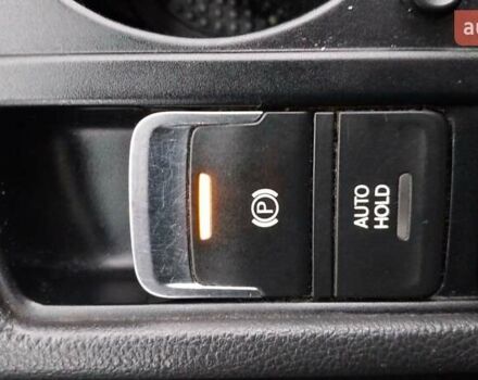 Белый Фольксваген Туран, объемом двигателя 1.97 л и пробегом 313 тыс. км за 13999 $, фото 50 на Automoto.ua